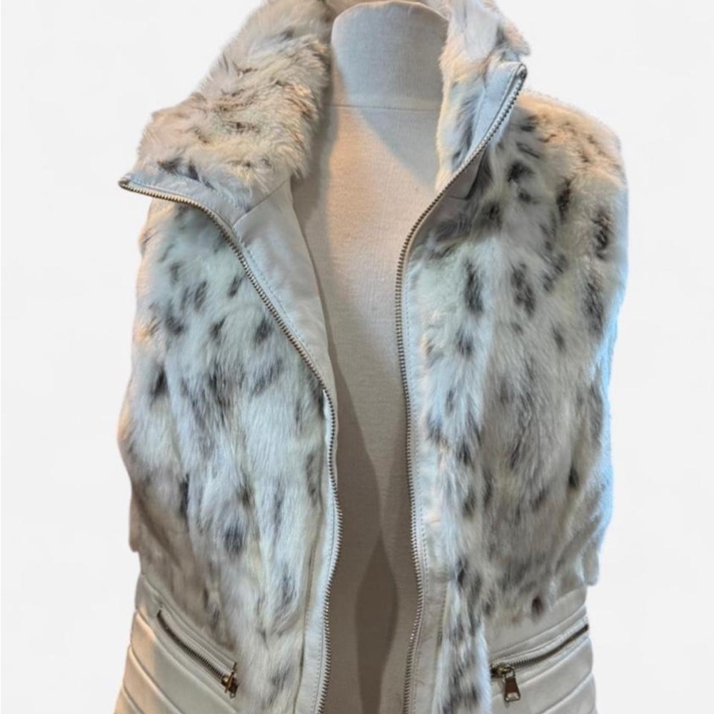 Ci Sono White and Gray Faux Fur /leather Teddy Jacket snow leopard vest xl